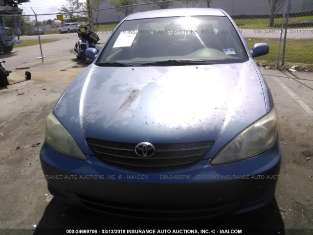 4T1BE32K83U749728 - 2003 TOYOTA CAMRY LE/XLE/SE BLUE photo 6