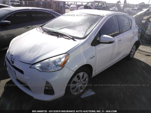 JTDKDTB30D1546478 - 2013 TOYOTA PRIUS C WHITE photo 2