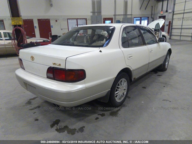 JT2BF12K8T0138376 - 1996 TOYOTA CAMRY LE/XLE/SE WHITE photo 4