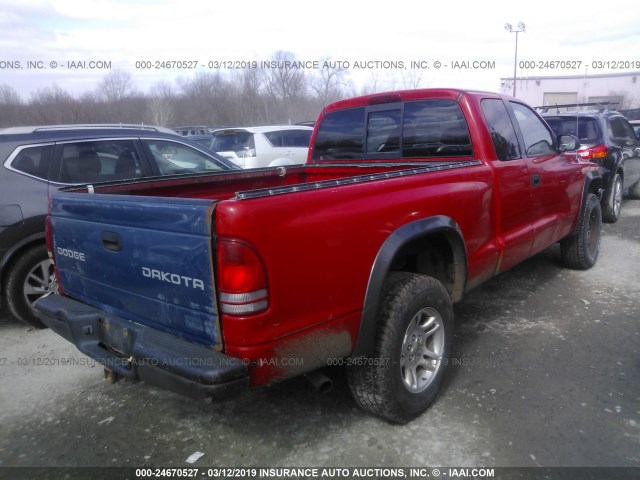 1B7GG12X02S604679 - 2002 DODGE DAKOTA SXT RED photo 4