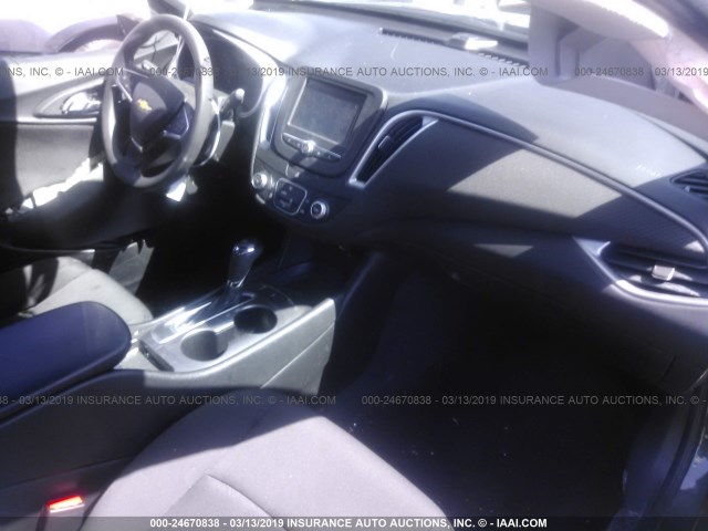 1G1ZC5ST0HF191097 - 2017 CHEVROLET MALIBU LS GRAY photo 5