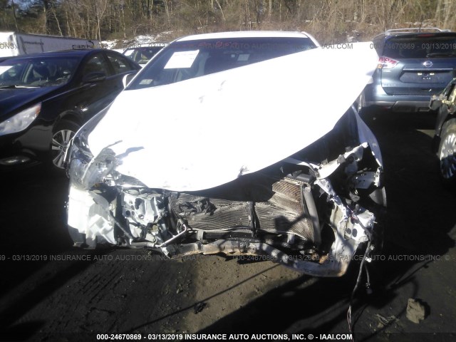 4T1BF1FK4FU959677 - 2015 TOYOTA CAMRY LE/XLE/SE/XSE 白色 照片 6