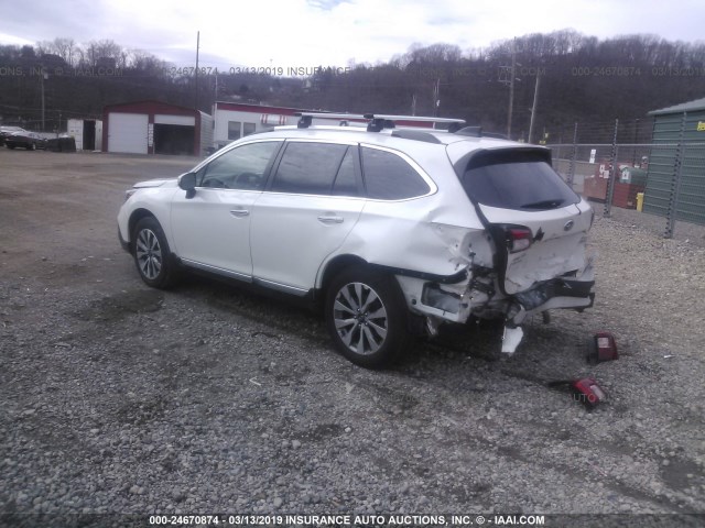 4S4BSETC1J3300275 - 2018 SUBARU OUTBACK TOURING WHITE photo 3