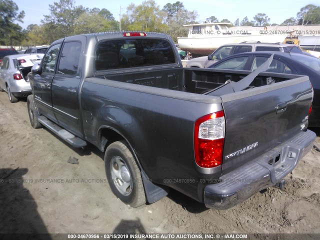 5TBET34176S538985 - 2006 TOYOTA TUNDRA DOUBLE CAB SR5 GRAY photo 3