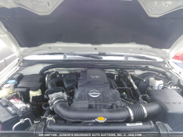 5N1AR18U25C786568 - 2005 NISSAN PATHFINDER LE/SE/XE WHITE photo 10