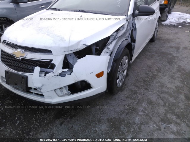 1G1PC5SH9C7372138 - 2012 CHEVROLET CRUZE LS WHITE photo 6