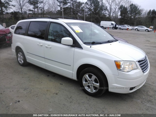 2A4RR5D13AR350673 - 2010 CHRYSLER TOWN & COUNTRY TOURING WHITE photo 1