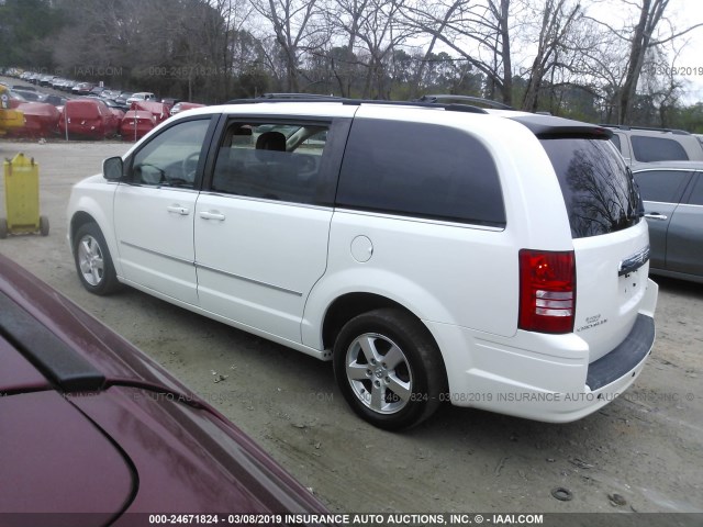2A4RR5D13AR350673 - 2010 CHRYSLER TOWN & COUNTRY TOURING WHITE photo 3