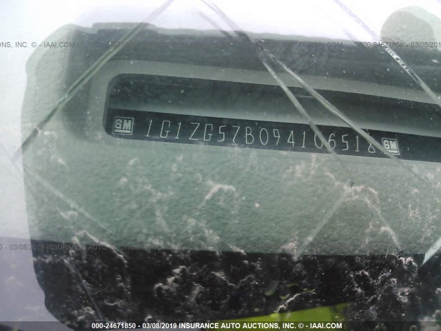 1G1ZG57B094106518 - 2009 CHEVROLET MALIBU LS WHITE photo 9