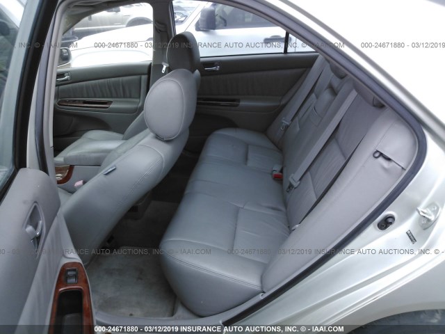 JTDBF30K050164754 - 2005 TOYOTA CAMRY LE/XLE/SE SILVER photo 8