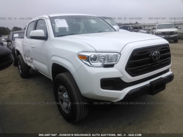 5TFAX5GN8JX129501 - 2018 TOYOTA Tacoma DOUBLE CAB/SR/SR5 WHITE photo 1