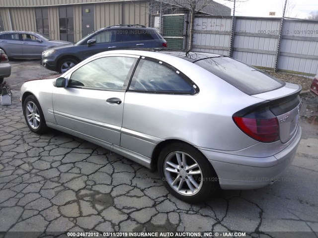 WDBRN47J52A258301 - 2002 MERCEDES-BENZ C 230K SPORT COUPE SILVER photo 3