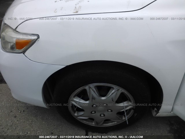 4T1BF3EK4BU632302 - 2011 TOYOTA CAMRY SE/LE/XLE 白色 照片 6