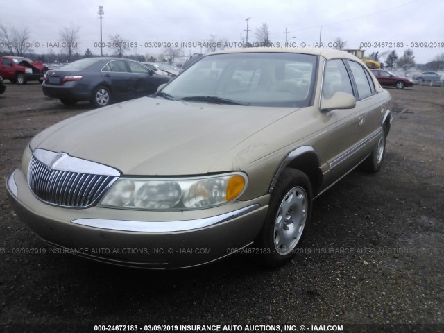 1LNFM97V8WY711049 - 1998 LINCOLN CONTINENTAL  GOLD photo 2