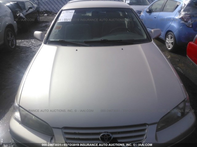 4T1BG28K2WU304076 - 1998 TOYOTA CAMRY CE/LE/XLE 棕色 照片 6