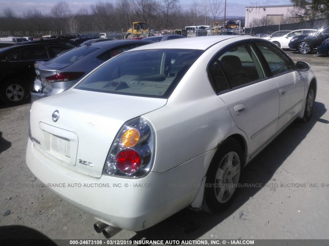 1N4AL11D53C314836 - 2003 NISSAN ALTIMA S/SL WHITE photo 4