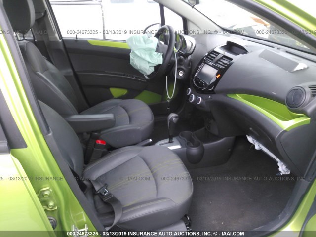 KL8CD6S95FC805315 - 2015 CHEVROLET SPARK 1LT GREEN photo 5