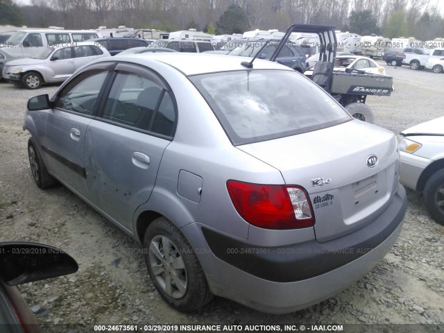 KNADE223396458127 - 2009 KIA RIO LX/SX SILVER photo 3