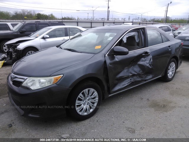 4T1BF1FK9CU074144 - 2012 TOYOTA CAMRY SE/LE/XLE 灰色 照片 2