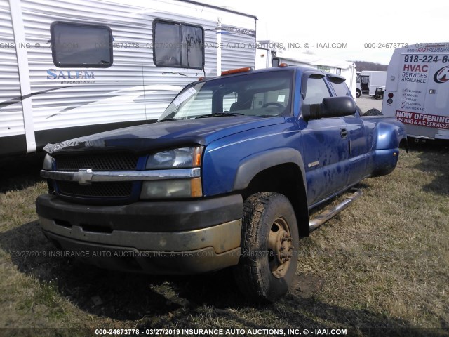 1GCJK39G53E264810 - 2003 CHEVROLET SILVERADO K3500 BLUE photo 2