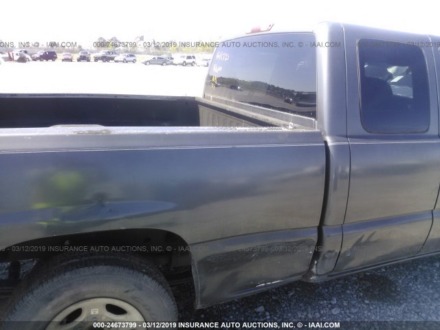 2GCEC19V111247552 - 2001 CHEVROLET SILVERADO C1500 GRAY photo 6