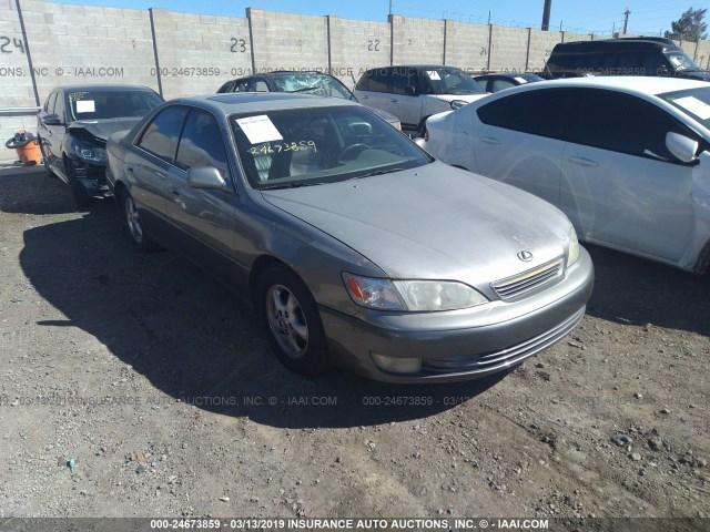 JT8BF28G3W0128843 - 1998 LEXUS ES 300 TAN photo 1