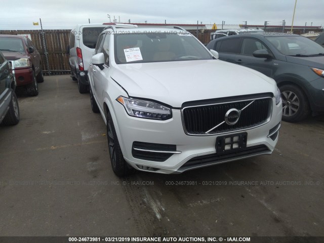 YV4A22PK7K1416980 - 2019 VOLVO XC90 T6/MOMENTUM WHITE photo 1