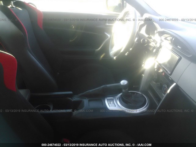 JF1ZNAA15G8700944 - 2016 TOYOTA SCION FR-S WHITE photo 5