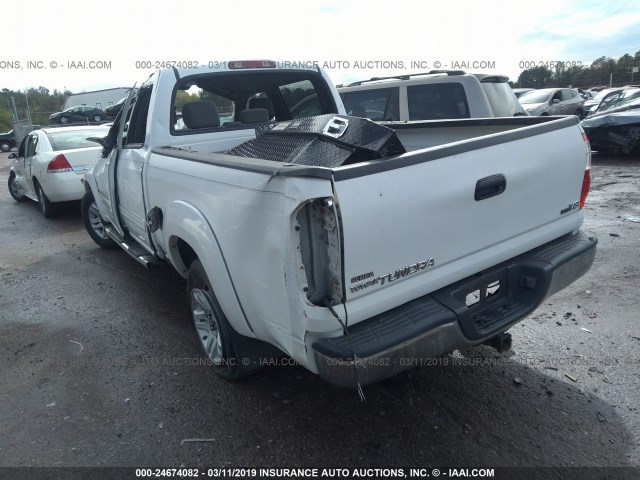 5TBET34176S559903 - 2006 TOYOTA TUNDRA DOUBLE CAB SR5 WHITE photo 3