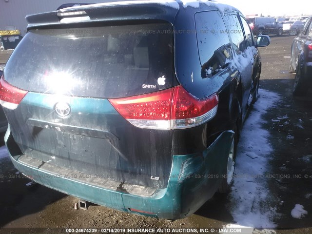 5TDKK3DC2BS105700 - 2011 TOYOTA SIENNA LE BLUE photo 4