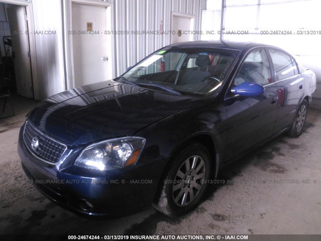 1N4AL11D35C241128 - 2005 NISSAN ALTIMA S/SL BLUE photo 2