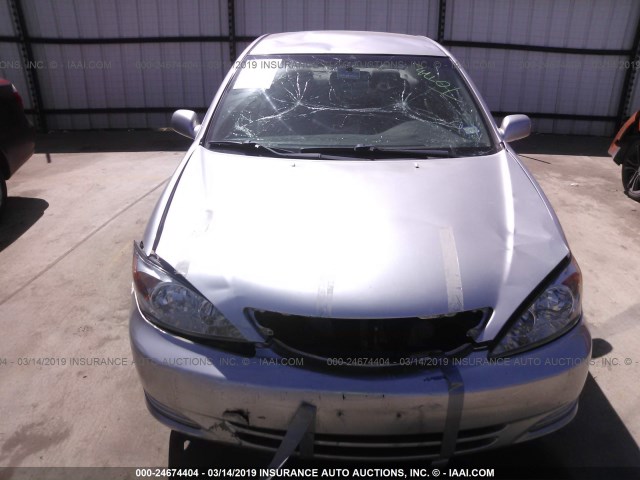 4T1BE32K24U335524 - 2004 TOYOTA CAMRY LE/XLE/SE SILVER photo 6
