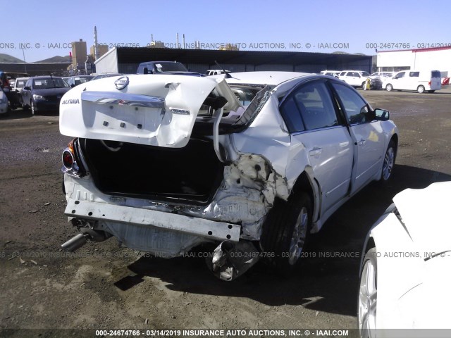 1N4CL2AP7AC114059 - 2010 NISSAN ALTIMA HYBRID WHITE photo 4