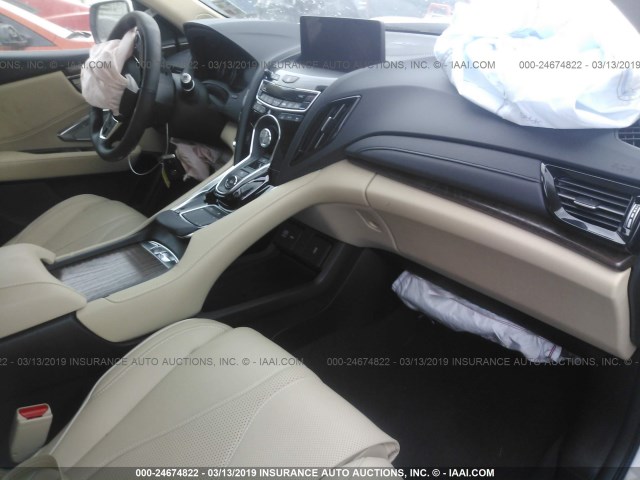 5J8TC2H74KL009823 - 2019 ACURA RDX WHITE photo 5