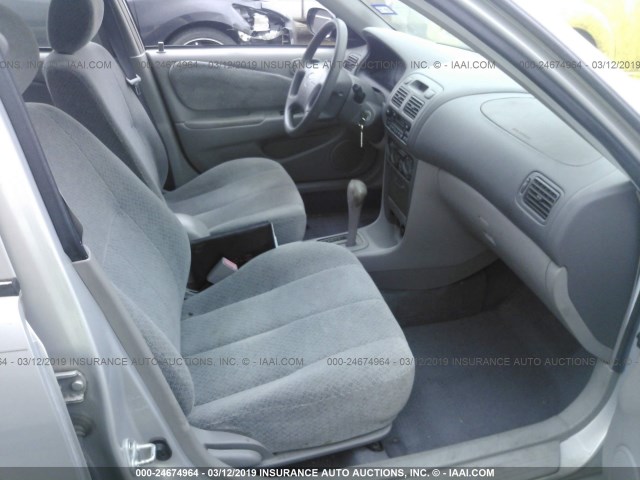 1NXBR12E3XZ251011 - 1999 TOYOTA COROLLA VE/CE/LE 银色 照片 5