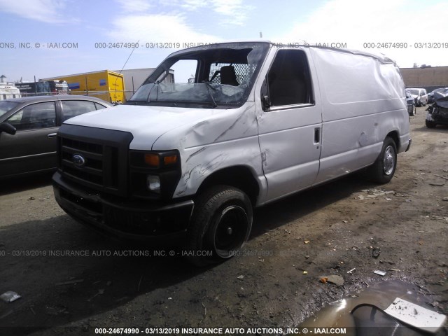 1FTNE1EW6BDA46406 - 2011 FORD ECONOLINE E150 VAN WHITE photo 6