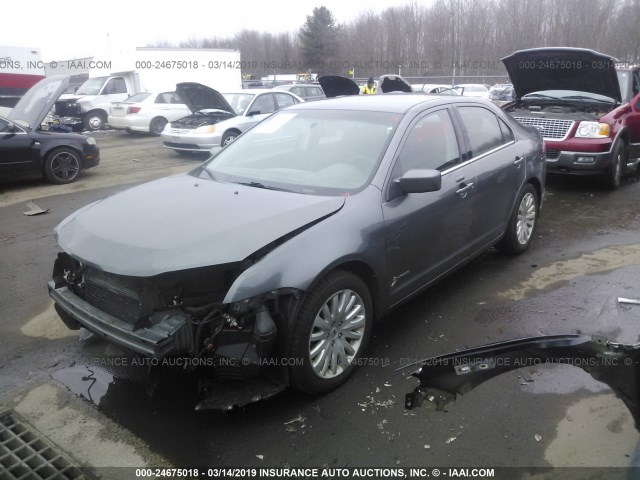 3FADP0L32BR315037 - 2011 FORD FUSION HYBRID GRAY photo 2