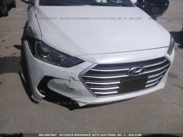 5NPD84LF9JH302943 - 2018 HYUNDAI ELANTRA SEL/VALUE/LIMITED WHITE photo 6