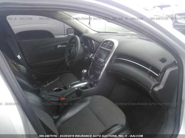 1G11C5SL7EF244256 - 2014 CHEVROLET MALIBU 1LT 银色 照片 5