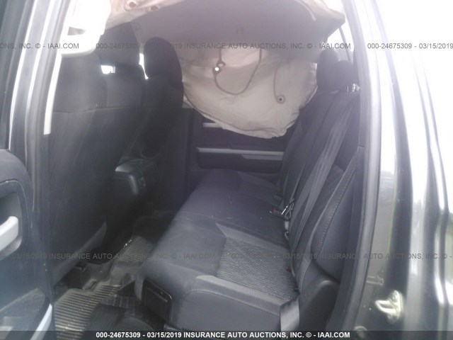 5TFRM5F18HX112511 - 2017 TOYOTA TUNDRA DOUBLE CAB SR/SR5 GRAY photo 8