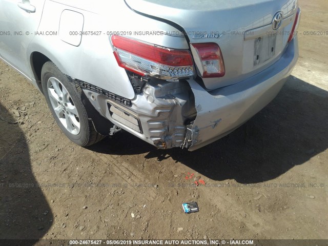 4T1BF3EK3BU667283 - 2011 TOYOTA CAMRY SE/LE/XLE 银色 照片 6