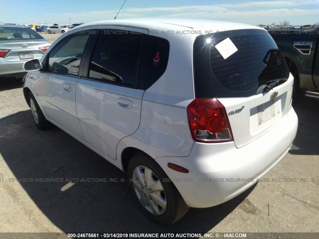 KL1TD66628B083504 - 2008 CHEVROLET AVEO LS WHITE photo 3