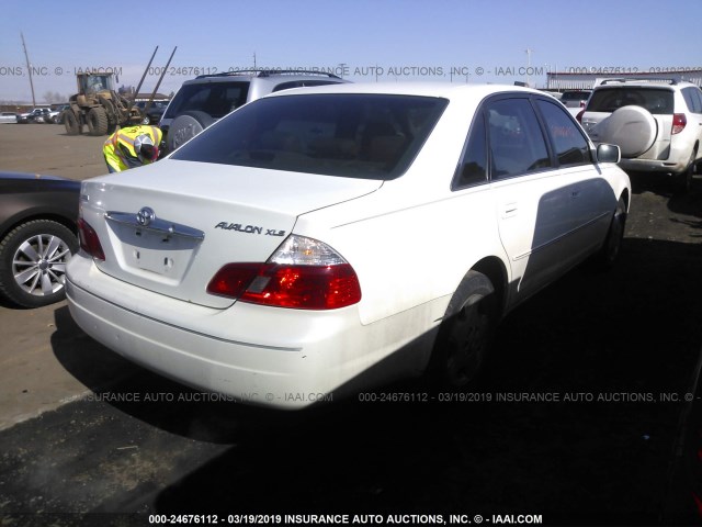 4T1BF28BX3U282861 - 2003 TOYOTA AVALON XL/XLS WHITE photo 4