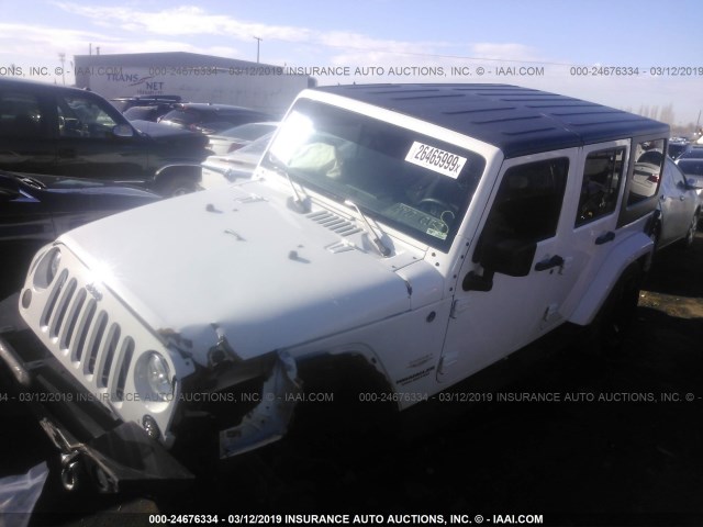 1C4BJWEG3DL691608 - 2013 JEEP WRANGLER UNLIMITE SAHARA WHITE photo 2