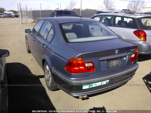 WBAAM3337XCA83239 - 1999 BMW 323 I AUTOMATIC BLUE photo 3