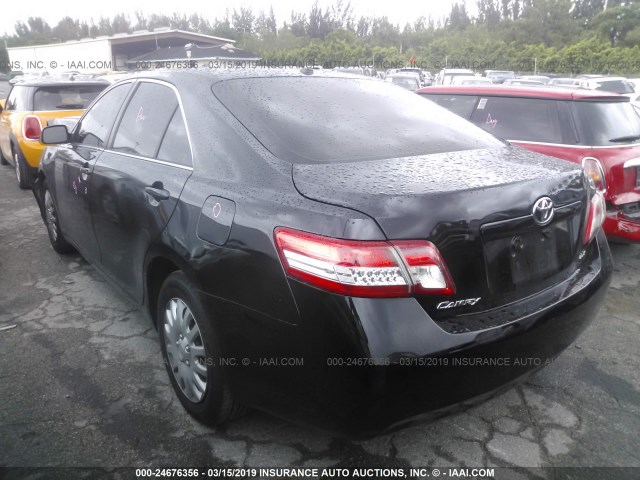 4T1BF3EK9AU071187 - 2010 TOYOTA CAMRY SE/LE/XLE BLACK photo 3