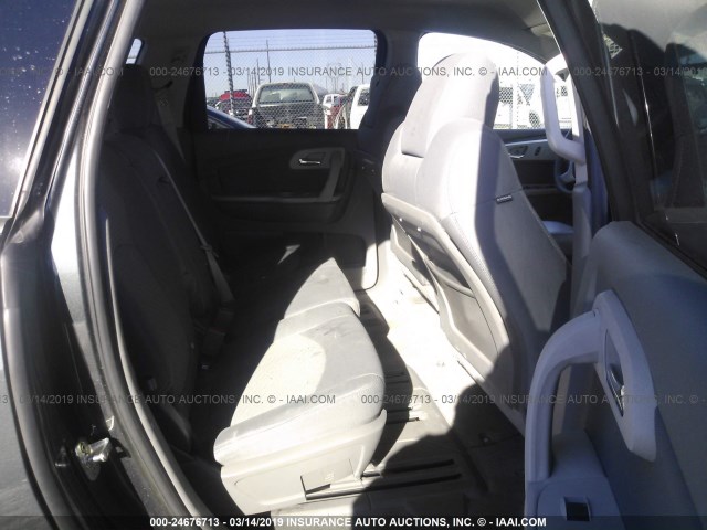 1GNKREED3BJ230661 - 2011 CHEVROLET TRAVERSE LS GRAY photo 8