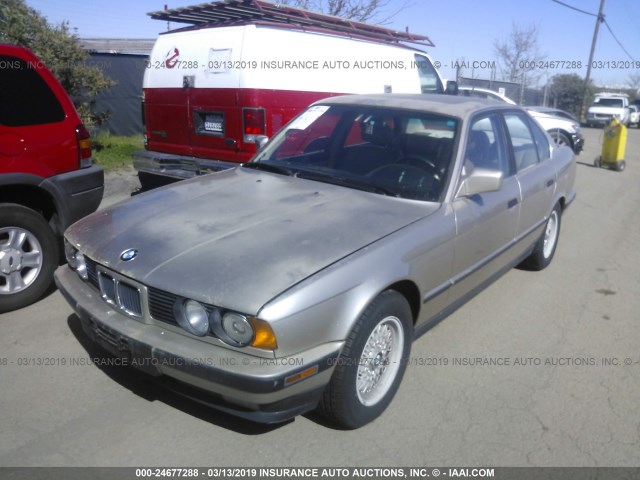 WBAHD2318KBF62453 - 1989 BMW 535 I AUTOMATIC GOLD photo 2