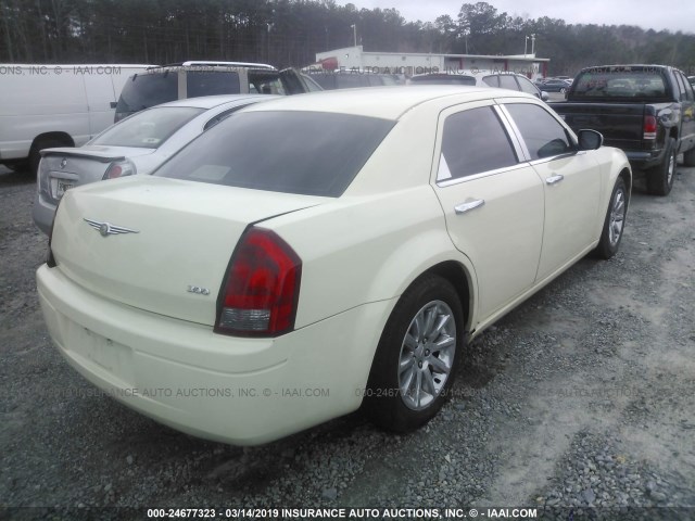 2C3LA43R17H700938 - 2007 CHRYSLER 300 CREAM photo 4