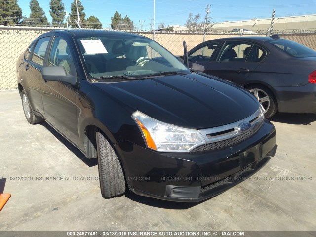 1FAHP34N58W238060 - 2008 FORD FOCUS S/SE BLACK photo 1